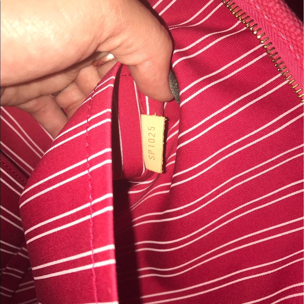 SOLD Authentic LV Limited Edition Toile MM - Picture 4 of 8