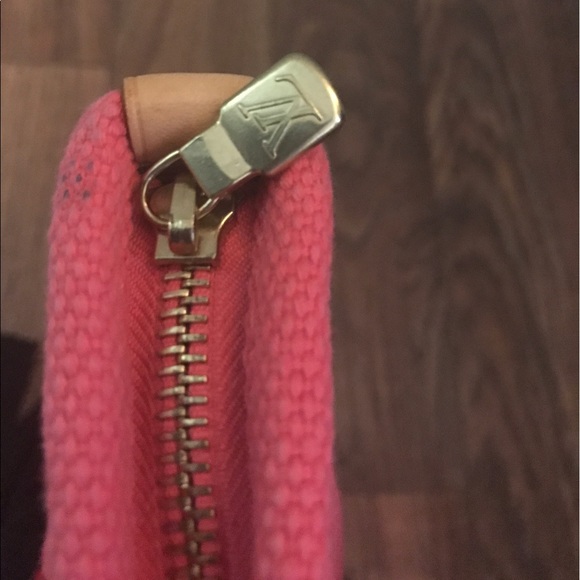 SOLD Authentic LV Limited Edition Toile MM - Picture 8 of 8