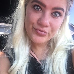 Meet your Posher, Tessa