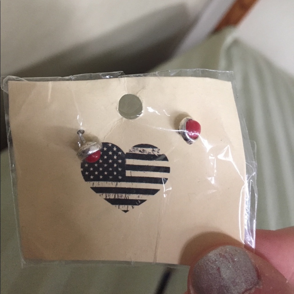 Brandy Melville earrings