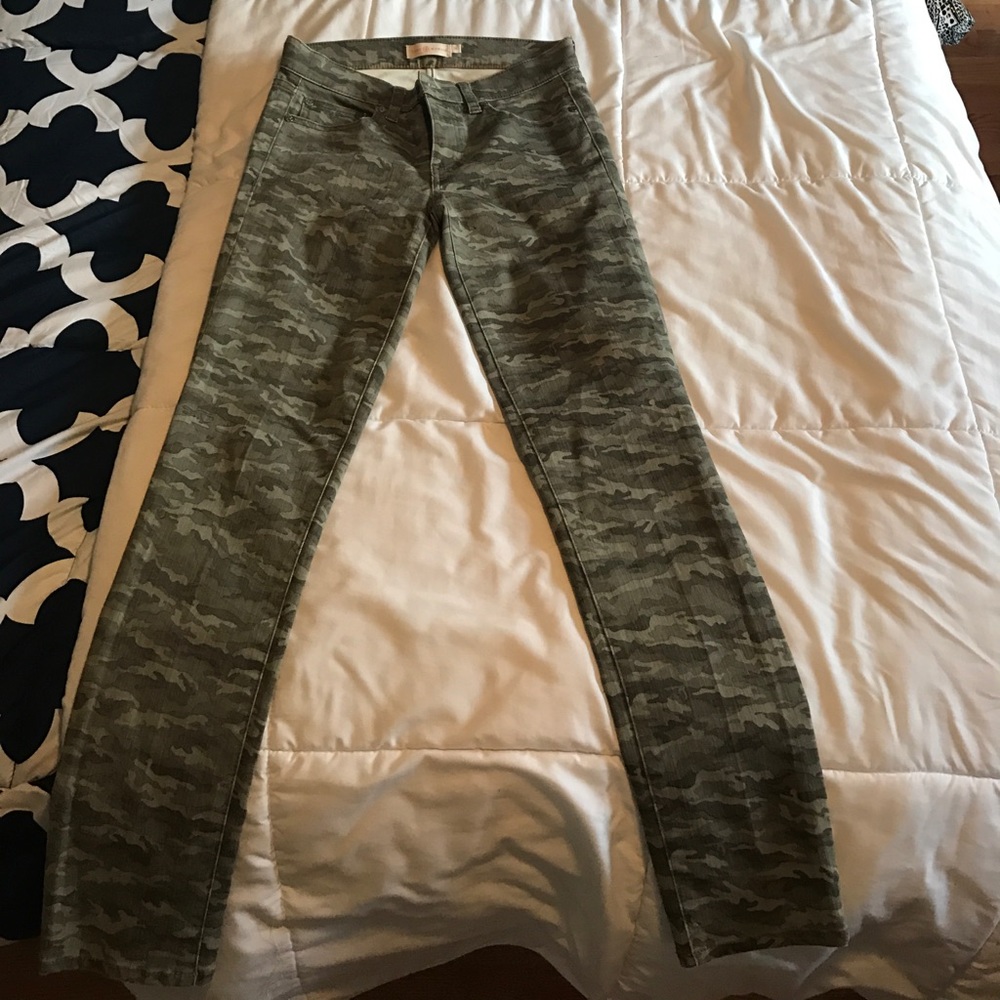Tory burch camo skinnies