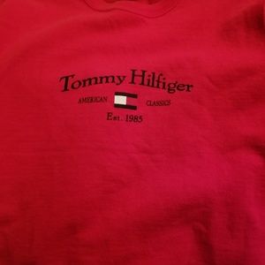 Long sleeve pullover