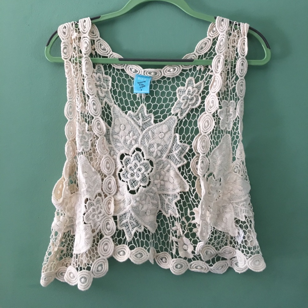 Crochet knit vest