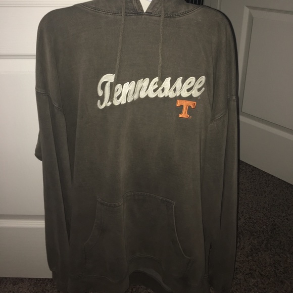 Vintage Tennessee hoodie. Only worn a few times. - Picture 1 of 1