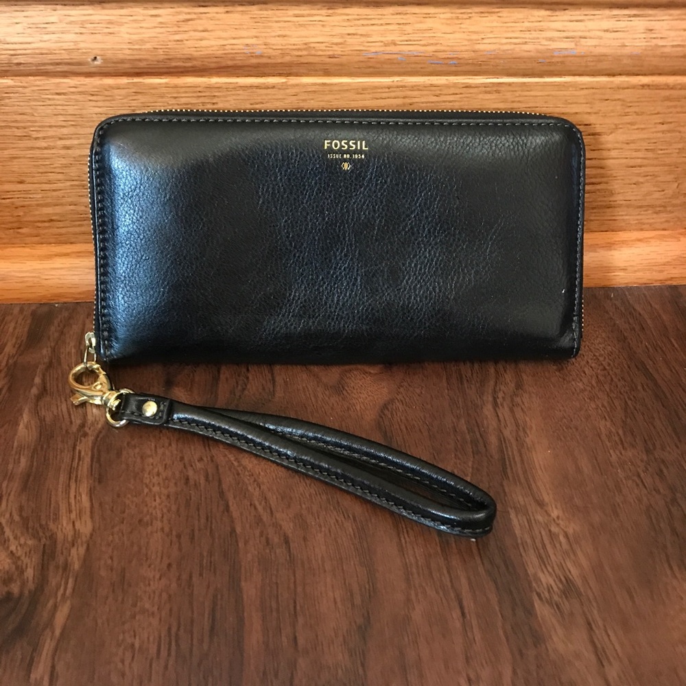 Fossil zip wallet