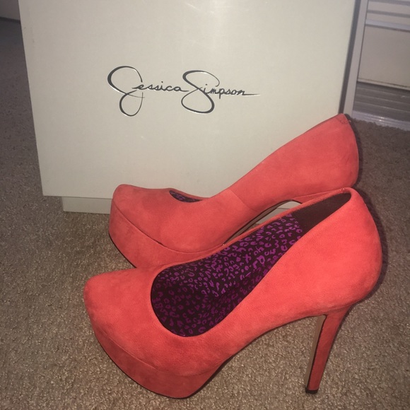 Jessica Simpson WALEO Tomato Red Platform Pump - Picture 2 of 5
