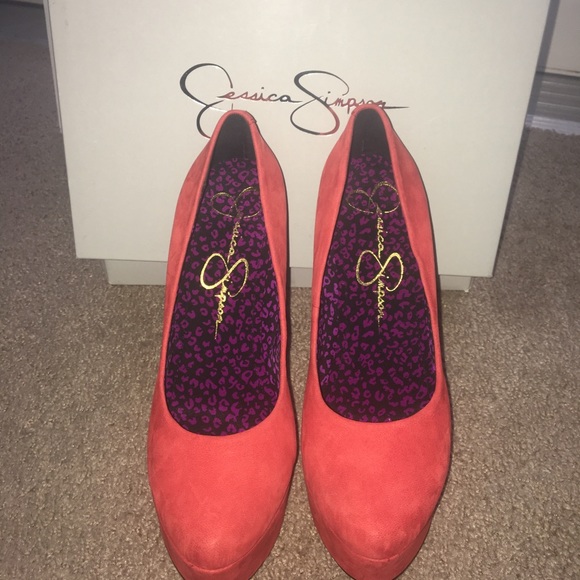 Jessica Simpson WALEO Tomato Red Platform Pump - Picture 3 of 5