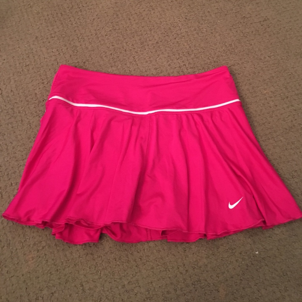LAST DAY Nike tennis skirt