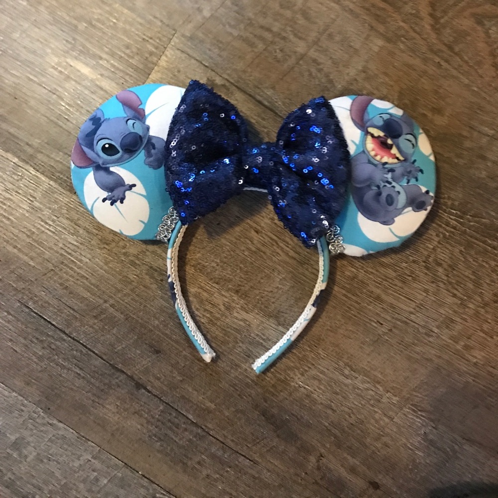 STITCH EARS!