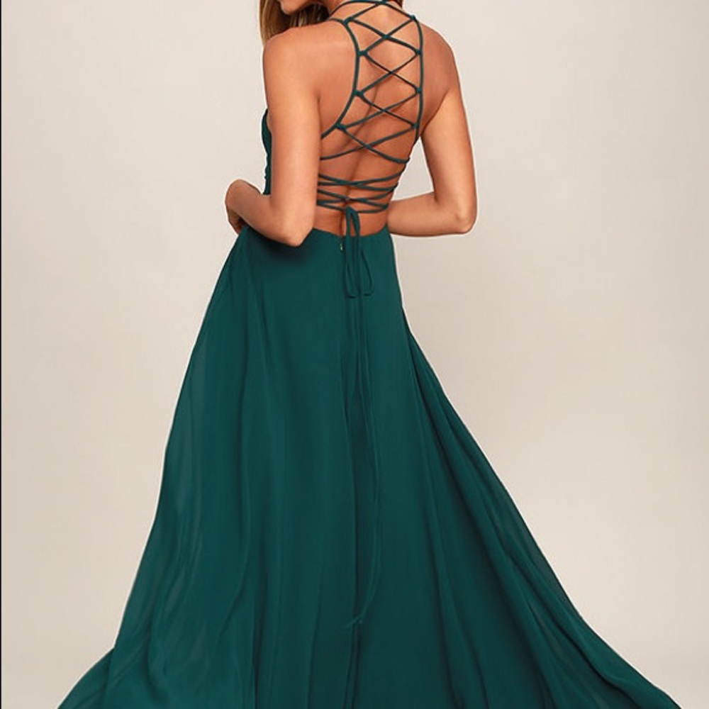 Lulu's strappy to be here forest green maxi dress