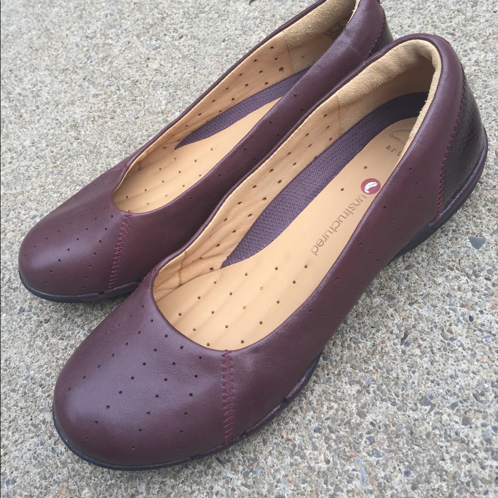 Women's Clarks Artisan Leather Shoes 6M. NWOT