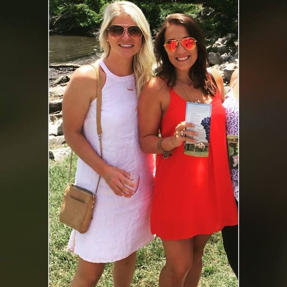 Meet your Posher, Claire - Picture 1 of 1