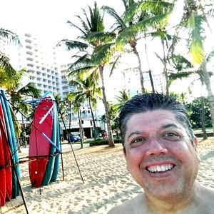 Meet your Posher, Henry