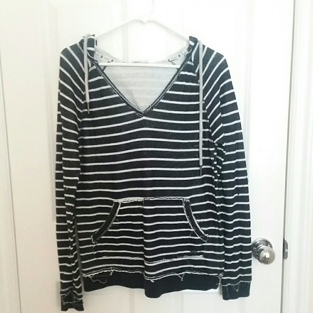 Black and white striped Roxy hoodie
