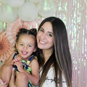 Meet your Posher, Adrianna