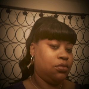 Meet your Posher, Nakia