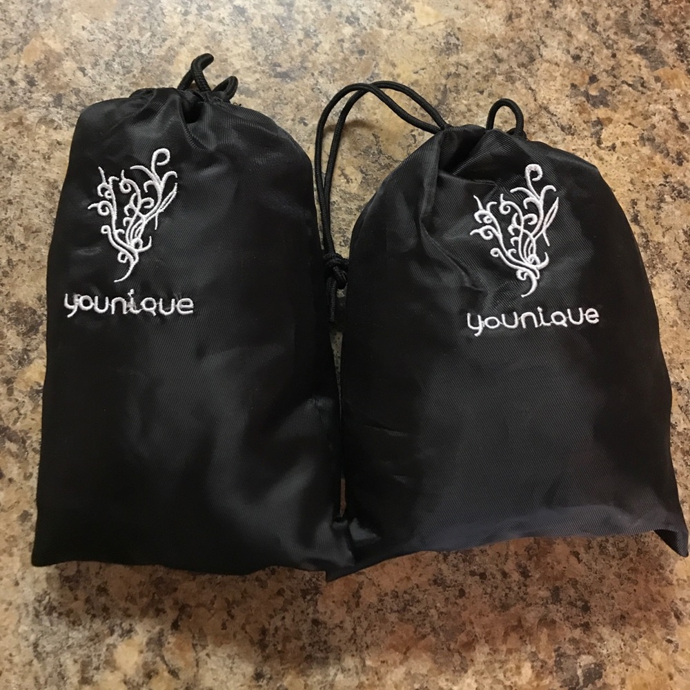2 Younique Makeup Bags NWOT