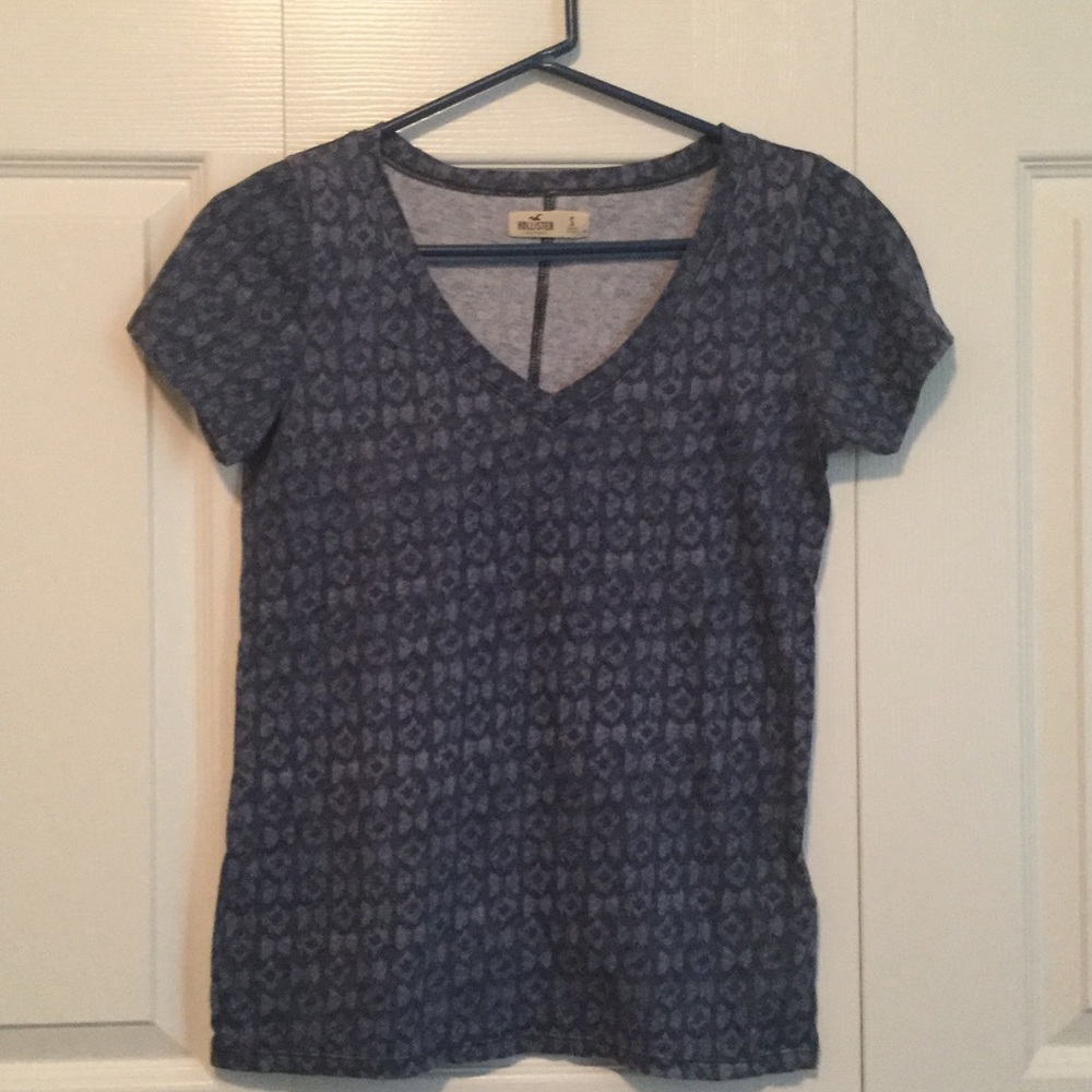 Hollister shirt