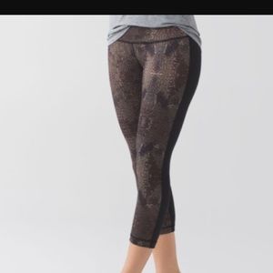 Lululemon Wunder Under Crop