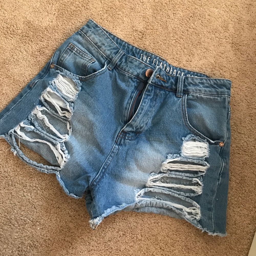 distressed denim shorts!