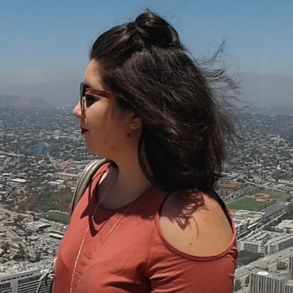 Meet your Posher, Eva