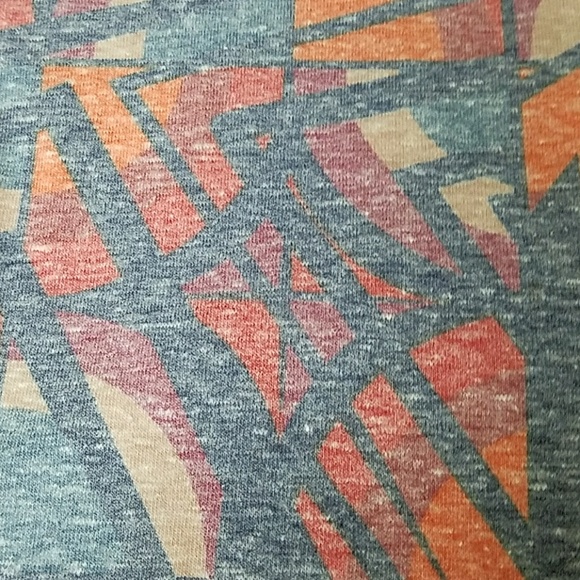 Lularoe Classic T - Picture 2 of 2