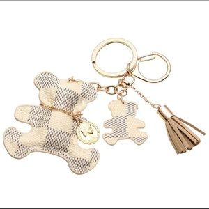 Beautiful key chain both colors available