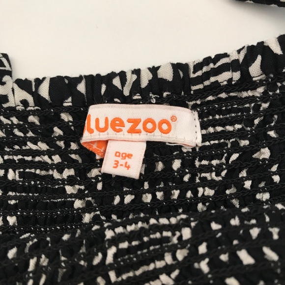 🎉SOLD🎉Blue Zoo black and white printed Romper - Picture 4 of 4