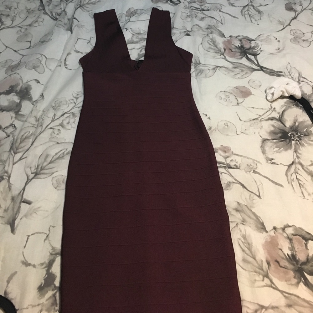 Xs marciano knee length burgundy bandage dress