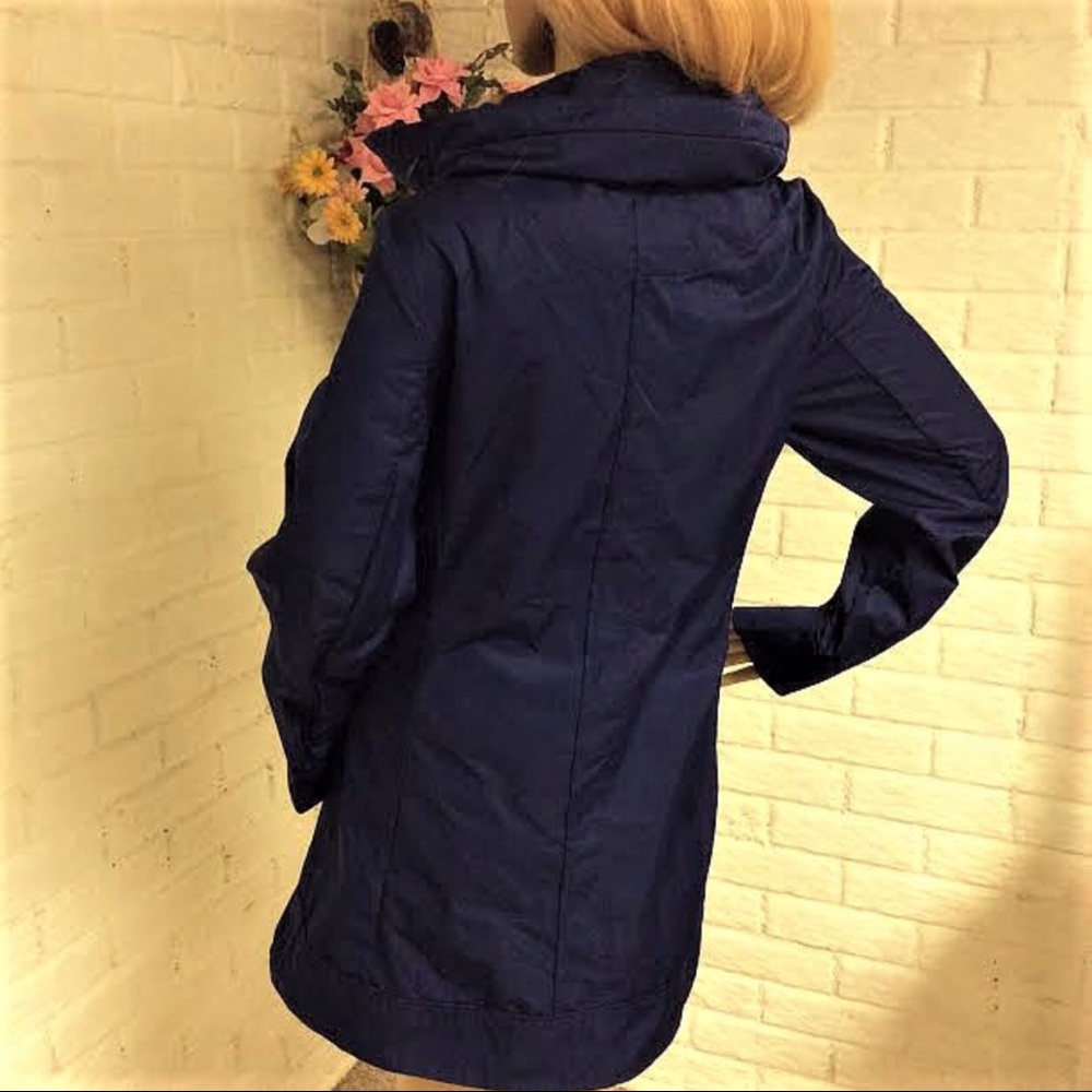 Rainforest Ruffle Front Rain Coat with Hidden Hood - Picture 4 of 8