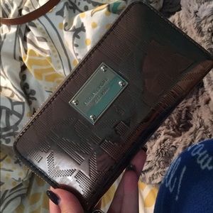 Michael Kors wristlet