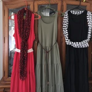 Maxi dresses with scarf