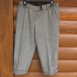 LOFT Houndstooth Capris