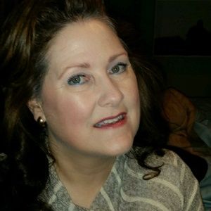 Meet your Posher, Candace