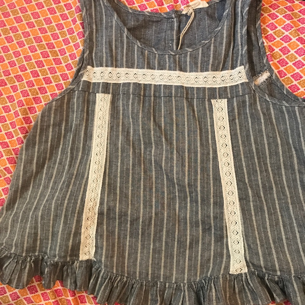 denim-like tank w/ lace