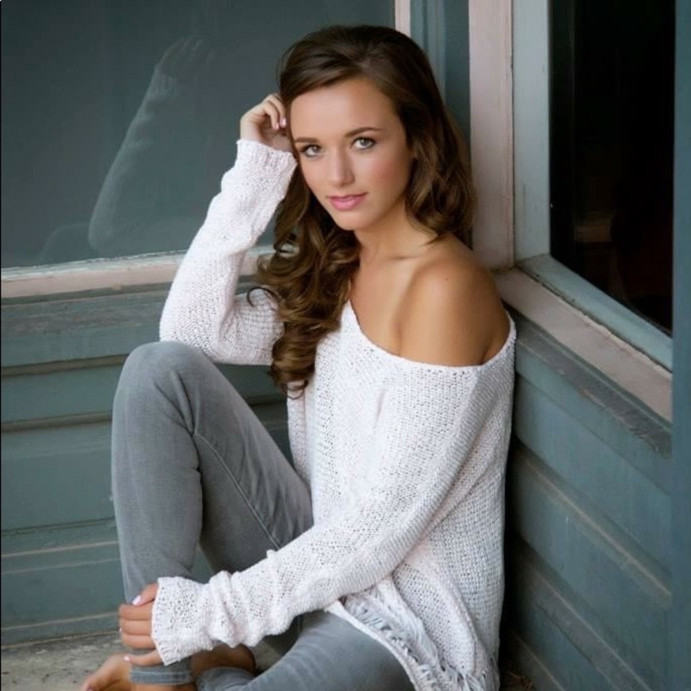 Sweater - Picture 2 of 2