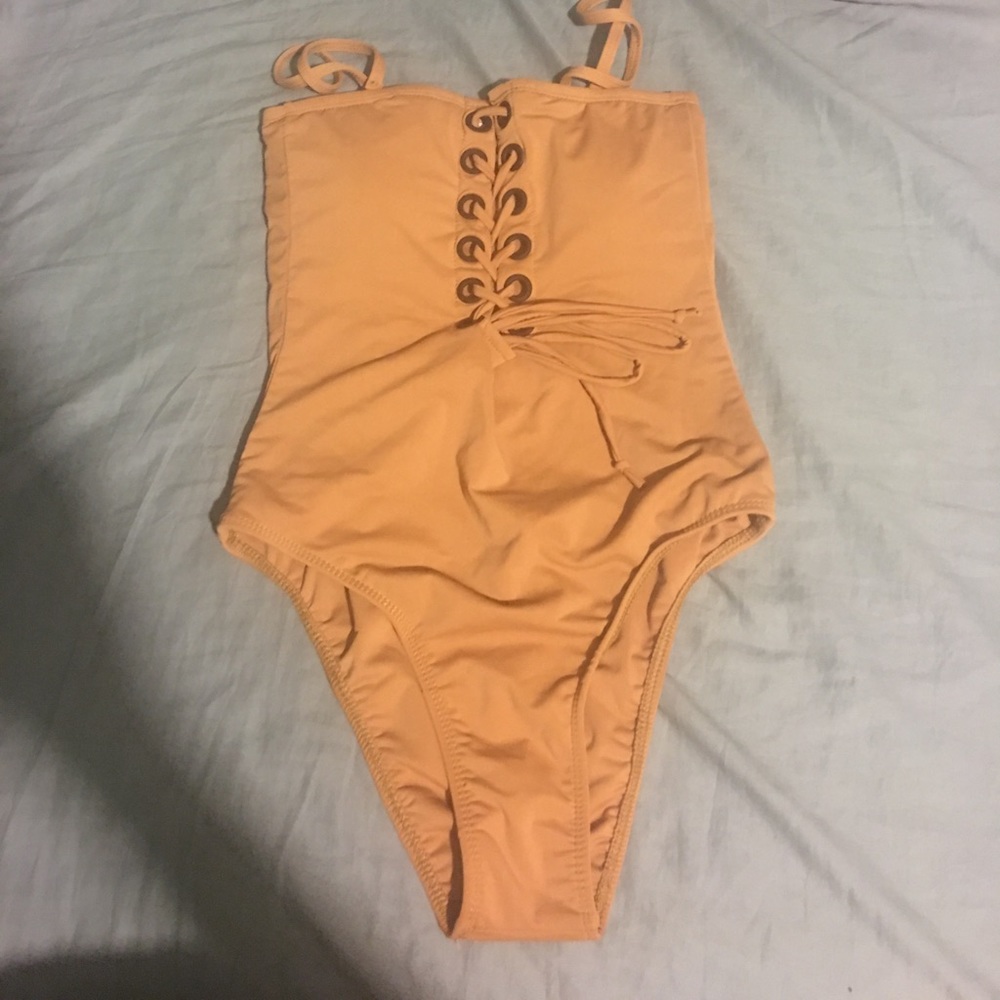 Brand new Lioness Brand one piece swim suit