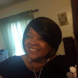 Meet your Posher, Gayle