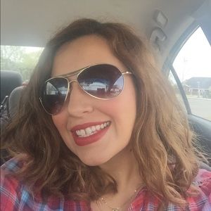 Meet your Posher, Meagen