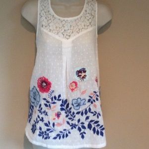skies are blue Tops - Women's large white Sleeveless tank Stitch fix skies are blue Tops - Women's large white Sleeveless tank Stitch fix