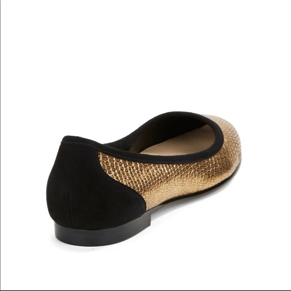 Via Spiga Gold / Black demitria flat gold shoe metallic - Picture 2 of 3