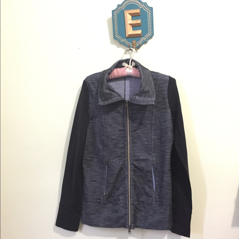 💯 Lululemon athletic sweater