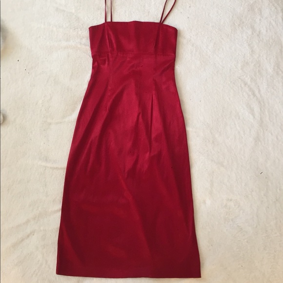 Sexy, slim-fit cocktail dress - Picture 2 of 3