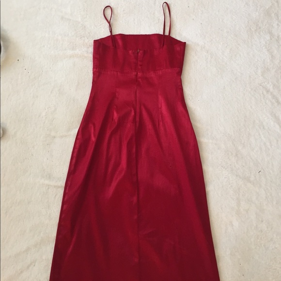 Sexy, slim-fit cocktail dress - Picture 3 of 3