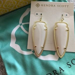 Kendra Scott Skylar gold earrings