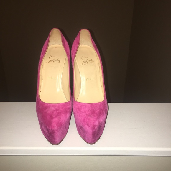 Christian Louboutin - Picture 7 of 8