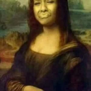 Meet your Posher, Mona