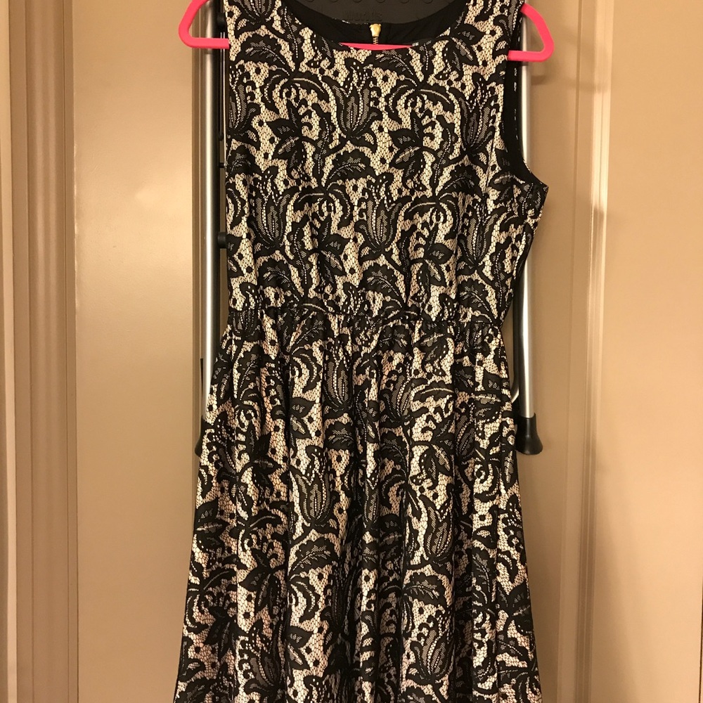 Lace print dress