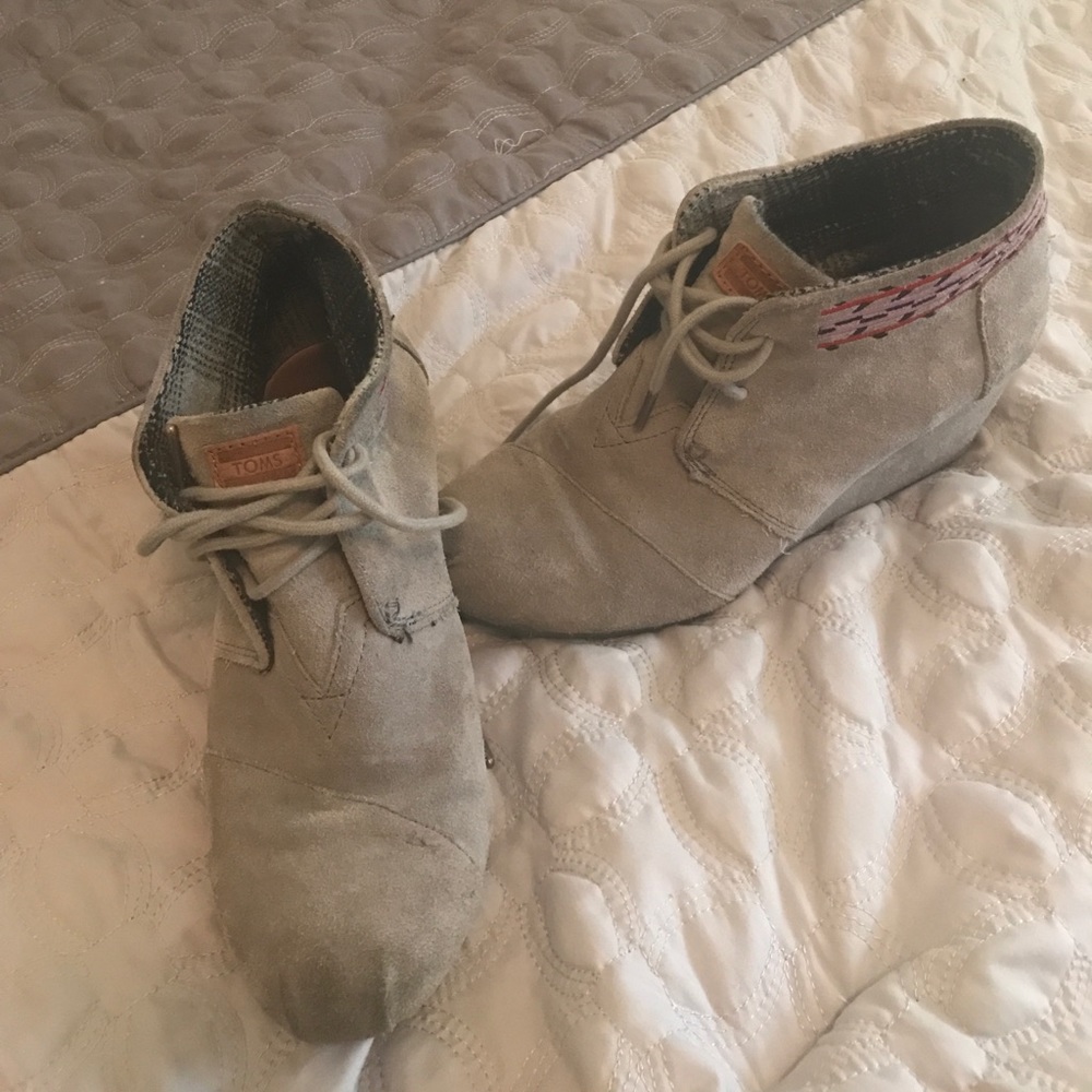 grey toms wedge