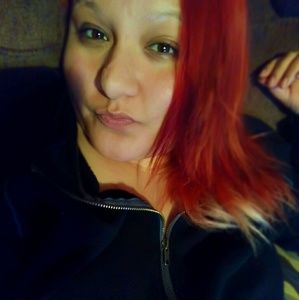 Meet your Posher, Kendra